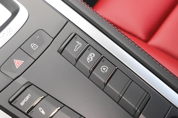 https://gcc-1307444343.cos.accelerate.myqcloud.com/gallery/5a9063ef973b6278bc4ca644afd59d94.jpg