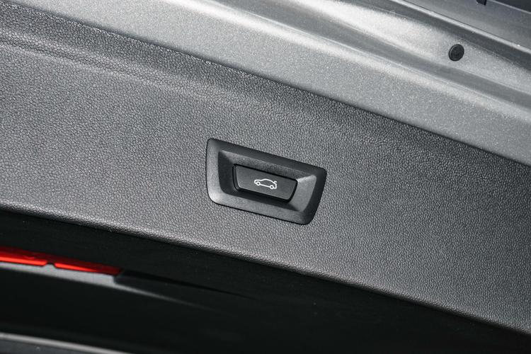 https://gcc-1307444343.cos.accelerate.myqcloud.com/gallery/5d117d324cf4ea7d0e66aae3c6035a48.jpg