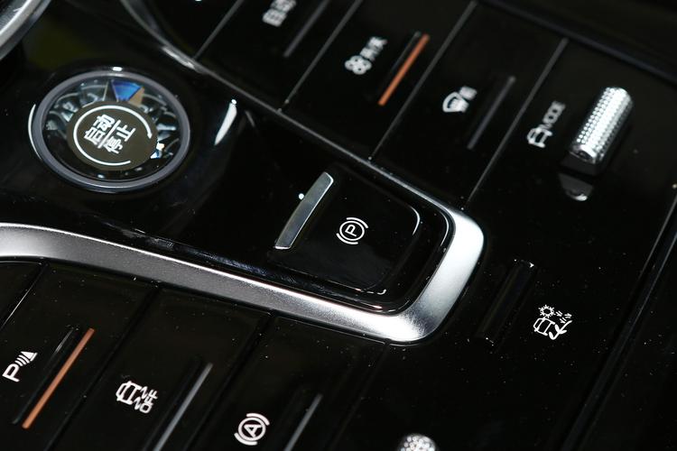 https://gcc-1307444343.cos.accelerate.myqcloud.com/gallery/5d87cb13be80708202a18d772ae6ae44.jpg