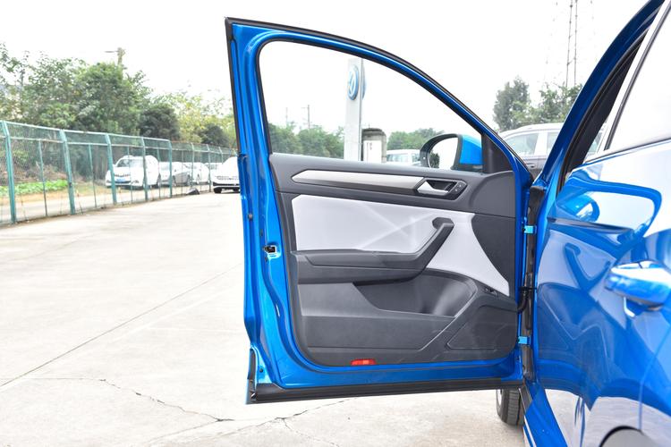 https://gcc-1307444343.cos.accelerate.myqcloud.com/gallery/5fda1e92cfd783c68bd8d6a420634da9.jpg