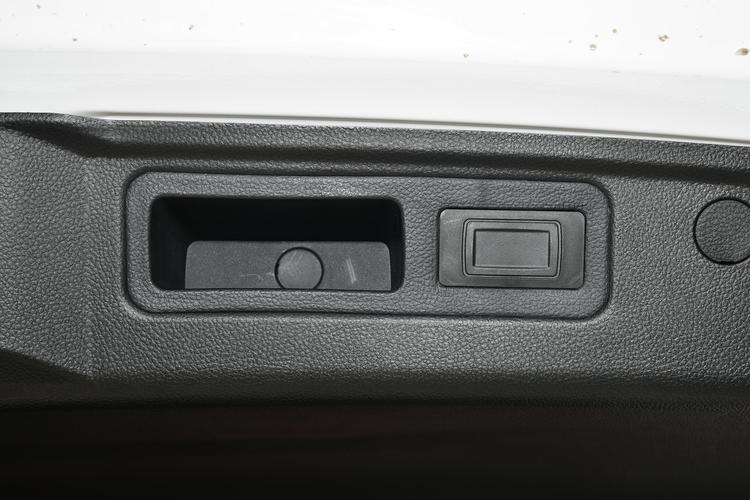 https://gcc-1307444343.cos.accelerate.myqcloud.com/gallery/6367ef5352705eaf95f5d3c592cc6dcd.jpg