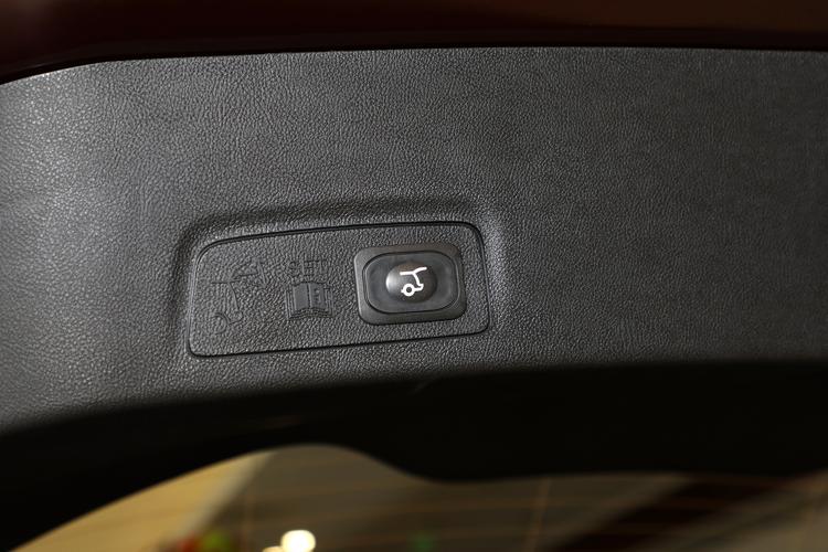 https://gcc-1307444343.cos.accelerate.myqcloud.com/gallery/6583027ee76ace5cda7cc06890fa6e27.jpg