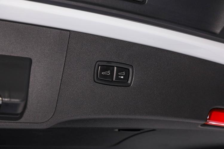https://gcc-1307444343.cos.accelerate.myqcloud.com/gallery/6620c4b1a0534995984a5d2808f7ec18.jpg