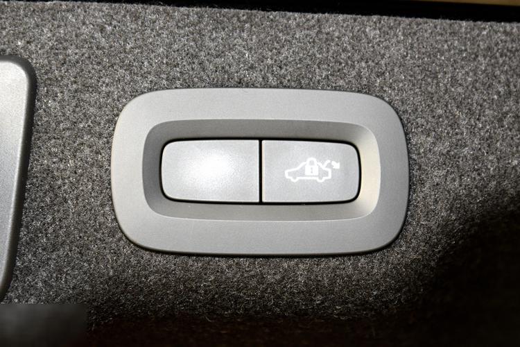 https://gcc-1307444343.cos.accelerate.myqcloud.com/gallery/663817eb88088d8cc1dd562587712b3e.jpg