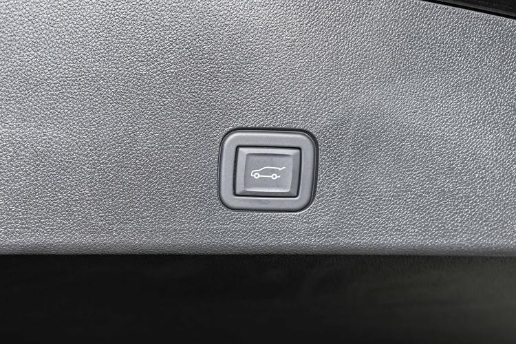 https://gcc-1307444343.cos.accelerate.myqcloud.com/gallery/66e07b1229fdd5727a79315707debef2.jpg