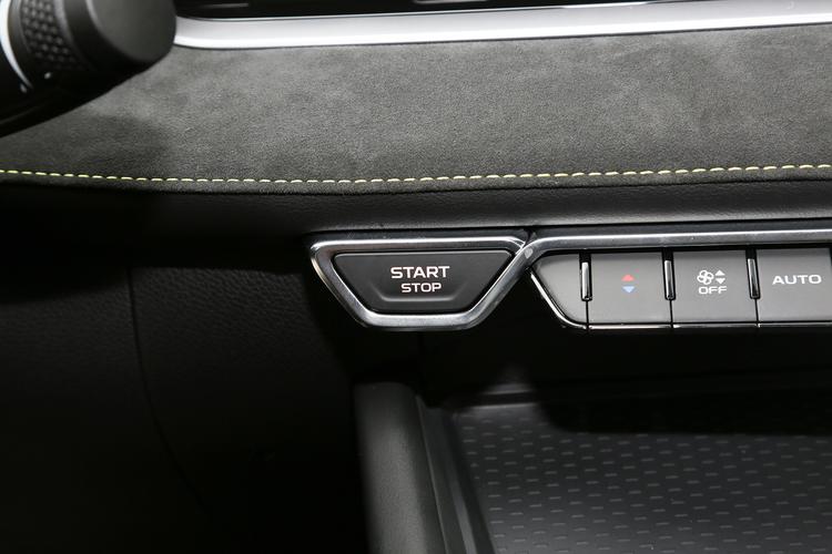https://gcc-1307444343.cos.accelerate.myqcloud.com/gallery/68197ab0e89c2d7eaba38980ba064c70.jpg