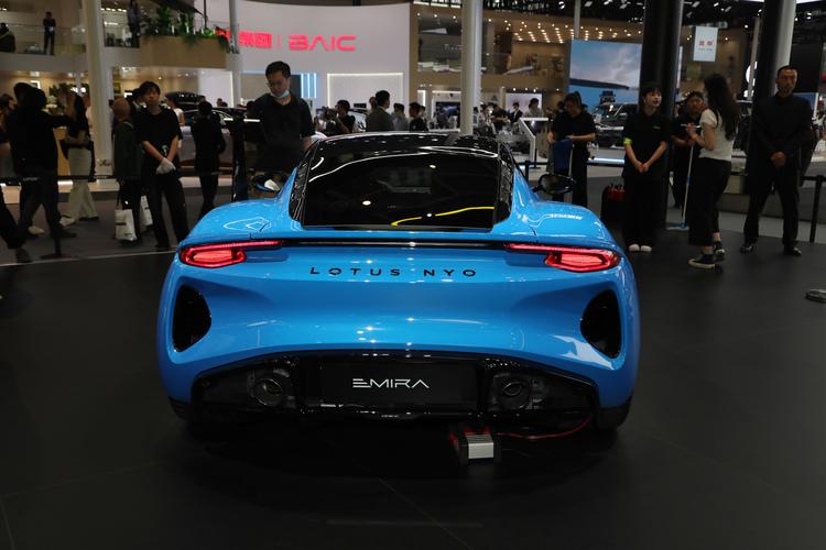 https://gcc-1307444343.cos.accelerate.myqcloud.com/gallery/6dc9aeaf1de0ee71b959f8cde0d6478c.jpg