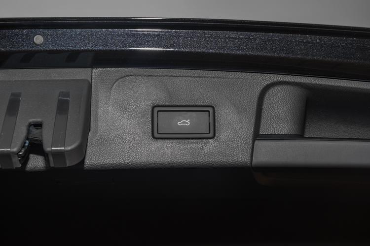 https://gcc-1307444343.cos.accelerate.myqcloud.com/gallery/6dfe6b5147d65296a5018fa39862ef58.jpg