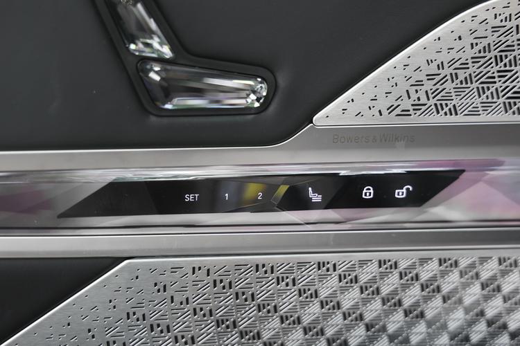 https://gcc-1307444343.cos.accelerate.myqcloud.com/gallery/707ffc96f7ca78690a8dd548d30879d6.jpg