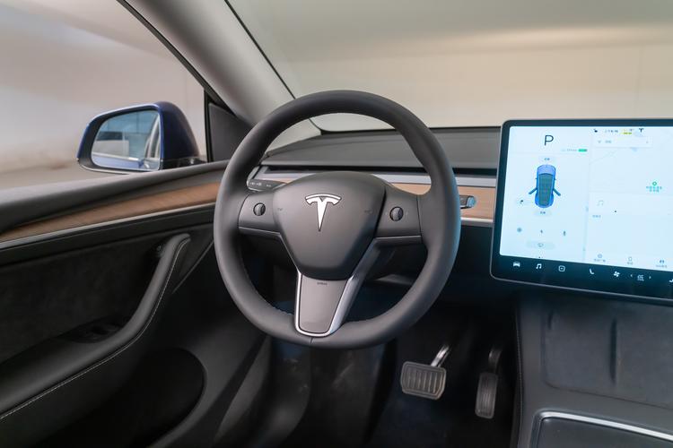 https://gcc-1307444343.cos.accelerate.myqcloud.com/gallery/72032e4c06fbc160f1e853e281f5be45.jpg