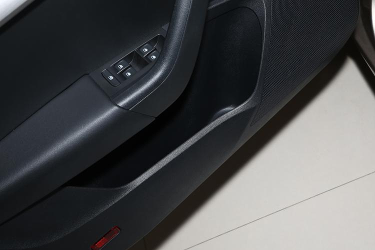 https://gcc-1307444343.cos.accelerate.myqcloud.com/gallery/72bffeac88e116d1238ecd5f50c4f339.jpg