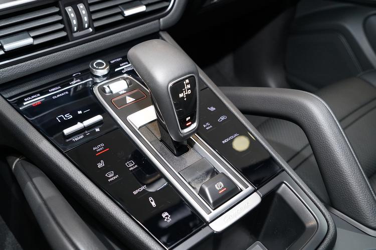 https://gcc-1307444343.cos.accelerate.myqcloud.com/gallery/74154763a4a05b9f92ef9fff740ab3c3.jpg