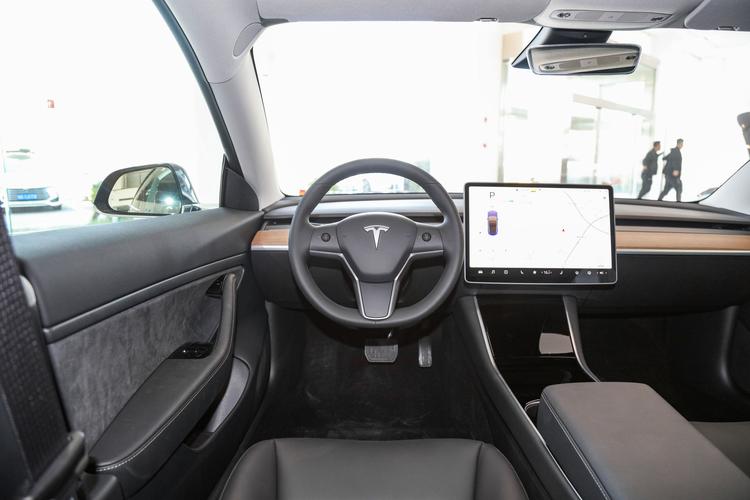 https://gcc-1307444343.cos.accelerate.myqcloud.com/gallery/74abc8997aa18c031f63cc0927e72c64.jpg
