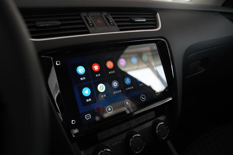 https://gcc-1307444343.cos.accelerate.myqcloud.com/gallery/75b2d2cb61aa9576be58e7c3d877b4d1.jpg
