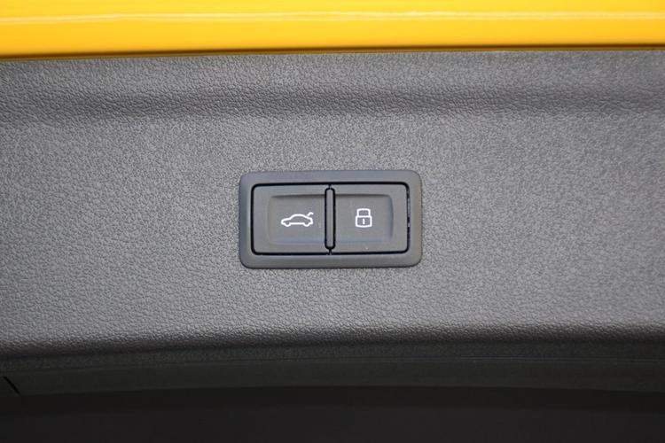 https://gcc-1307444343.cos.accelerate.myqcloud.com/gallery/75ef977e98d19ff9e22560c42e6651f2.jpg