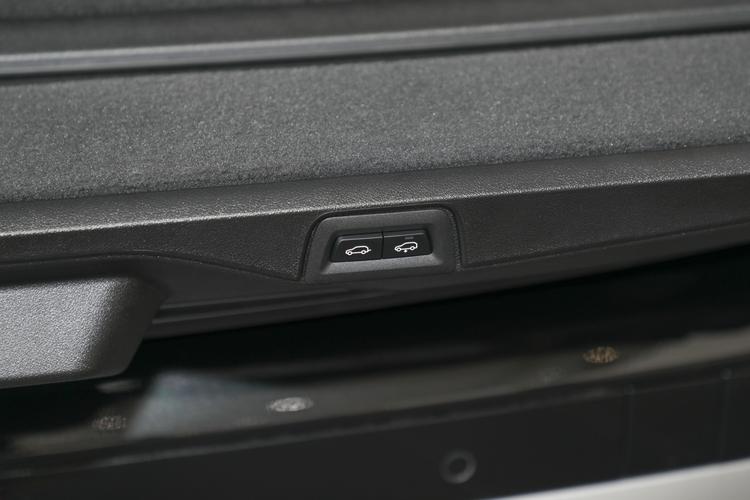 https://gcc-1307444343.cos.accelerate.myqcloud.com/gallery/77fa5f3f8efef10f9cbd97bf3b041278.jpg