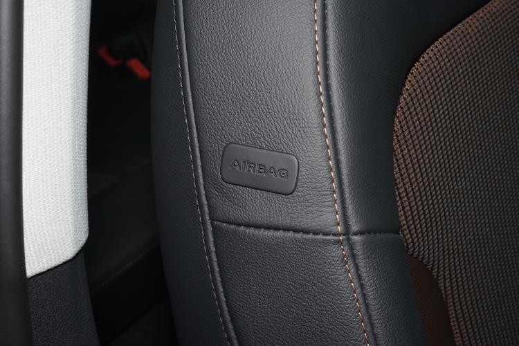https://gcc-1307444343.cos.accelerate.myqcloud.com/gallery/79b73a2b3aed3b18db4ca360161897d8.jpg