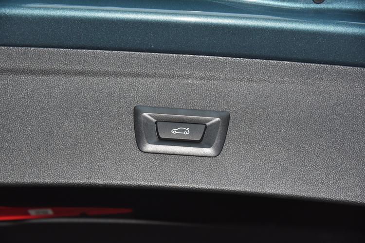 https://gcc-1307444343.cos.accelerate.myqcloud.com/gallery/7a6598f300c4a5d9af83e0a9729ab56e.jpg