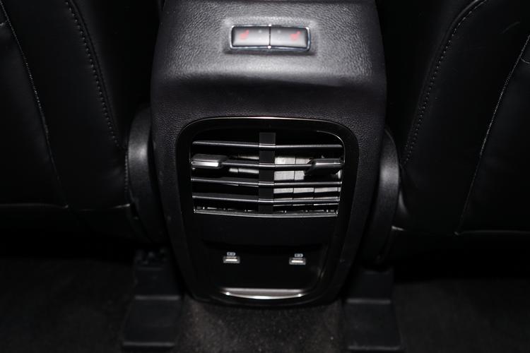 https://gcc-1307444343.cos.accelerate.myqcloud.com/gallery/7c768e2f34f9387b13beea1fa9ae4ca1.jpg