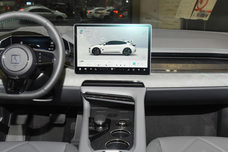 https://gcc-1307444343.cos.accelerate.myqcloud.com/gallery/7e40954cc993a1aed3c8df7c0d44e4a9.jpg