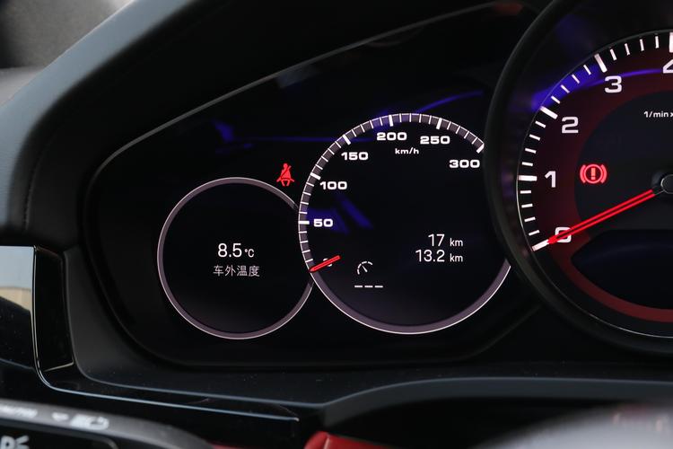 https://gcc-1307444343.cos.accelerate.myqcloud.com/gallery/80db379f889f2d246a6166a197f9715d.jpg