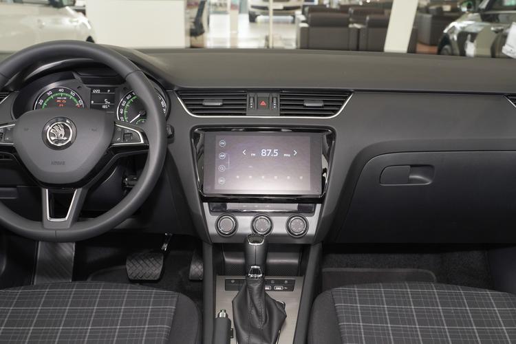 https://gcc-1307444343.cos.accelerate.myqcloud.com/gallery/811cf3016c2ad8e1c8c4b9475db27ebd.jpg