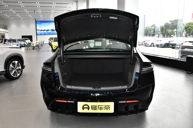 https://gcc-1307444343.cos.accelerate.myqcloud.com/gallery/832820cd5e6cf51f07c047dec6cb5c40.jpg