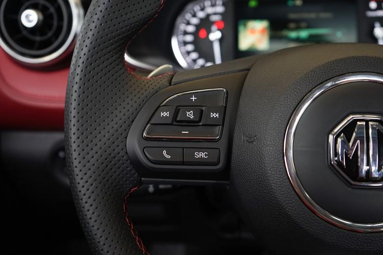 https://gcc-1307444343.cos.accelerate.myqcloud.com/gallery/83df48425d457e8c7d65ba67f4cf2303.jpg