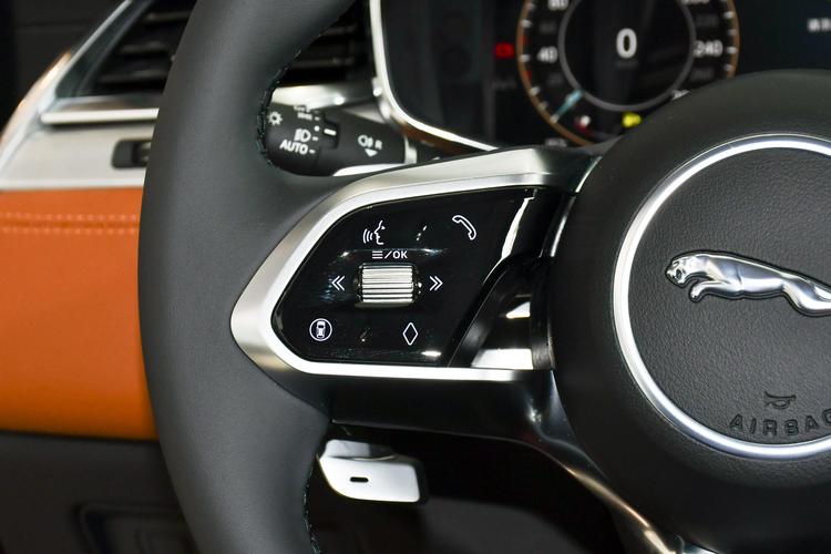 https://gcc-1307444343.cos.accelerate.myqcloud.com/gallery/845843df1c475fc153bee43bde0d5263.jpg
