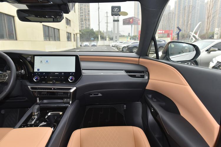 https://gcc-1307444343.cos.accelerate.myqcloud.com/gallery/846971537720596e31acddf55ee59d80.jpg