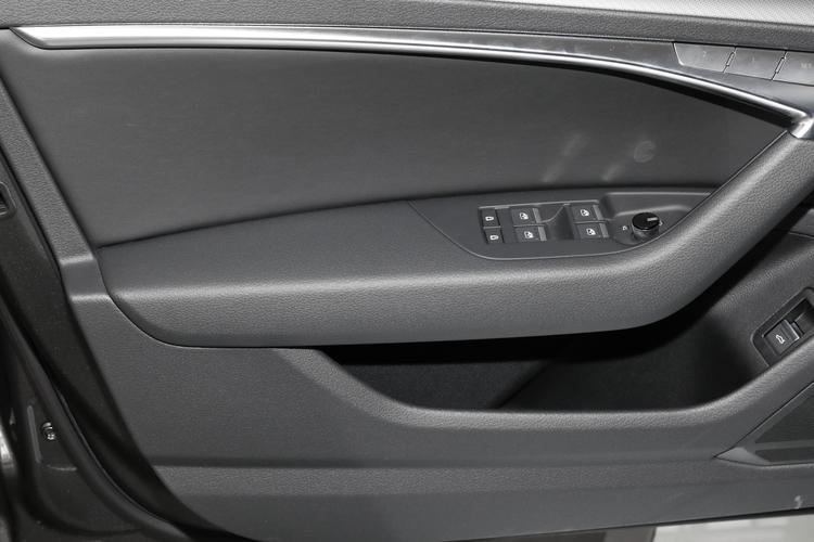 https://gcc-1307444343.cos.accelerate.myqcloud.com/gallery/847019d9f14b4f70fbdfb7cb3d0ebd03.jpg