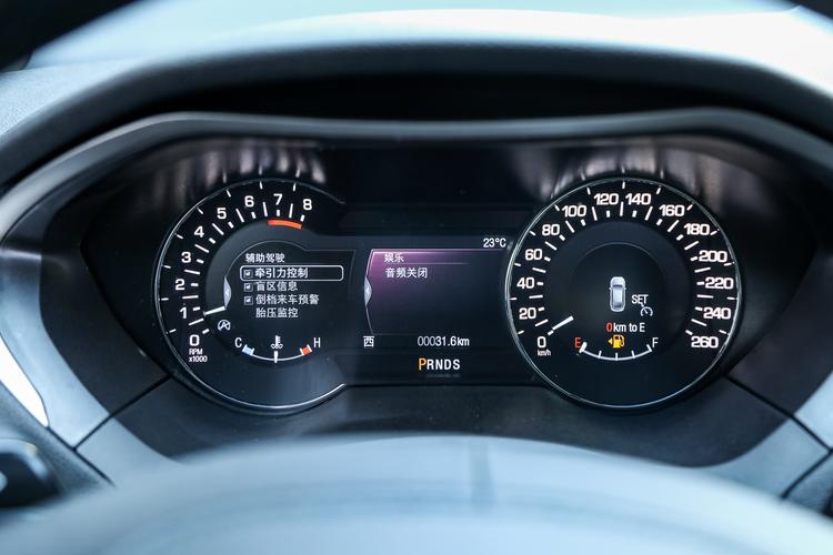 https://gcc-1307444343.cos.accelerate.myqcloud.com/gallery/860f9328270bb99281392e33bf3a888e.jpg