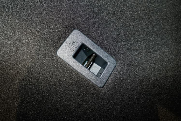 https://gcc-1307444343.cos.accelerate.myqcloud.com/gallery/871146518a127551b19fdd45cd621e44.jpg