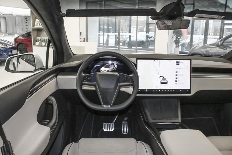 https://gcc-1307444343.cos.accelerate.myqcloud.com/gallery/8745eb6303ce317e4409de3b30e6b50d.jpg