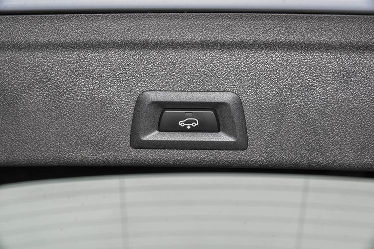 https://gcc-1307444343.cos.accelerate.myqcloud.com/gallery/89d37664d67afd602faf27ff514622bd.jpg