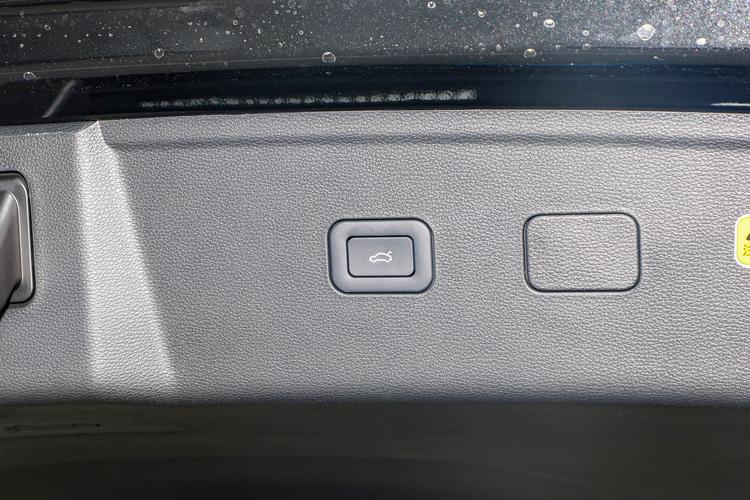 https://gcc-1307444343.cos.accelerate.myqcloud.com/gallery/8a04f27f775617245c5ef7e56b81a39e.jpg