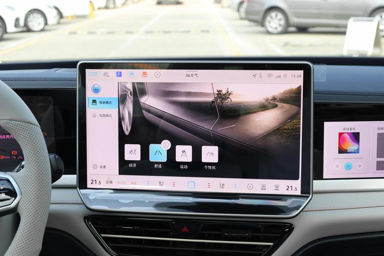 https://gcc-1307444343.cos.accelerate.myqcloud.com/gallery/8da16602fd41847c70ae11f34dc89aa3.jpg