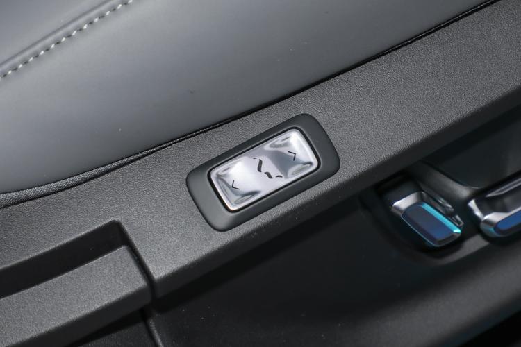 https://gcc-1307444343.cos.accelerate.myqcloud.com/gallery/8dac9c9af017914039ae4d3ff3ec76d8.jpg