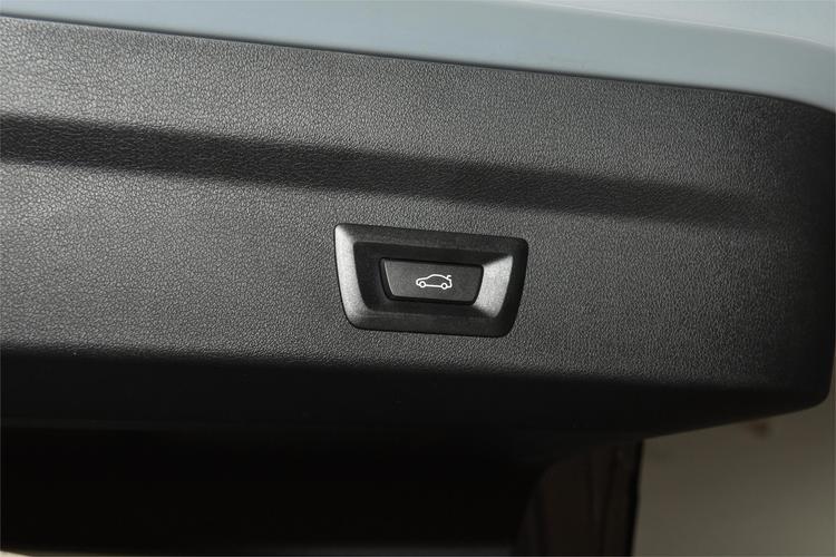 https://gcc-1307444343.cos.accelerate.myqcloud.com/gallery/8ee9ee44459b8b487152b569cd67a0ff.jpg