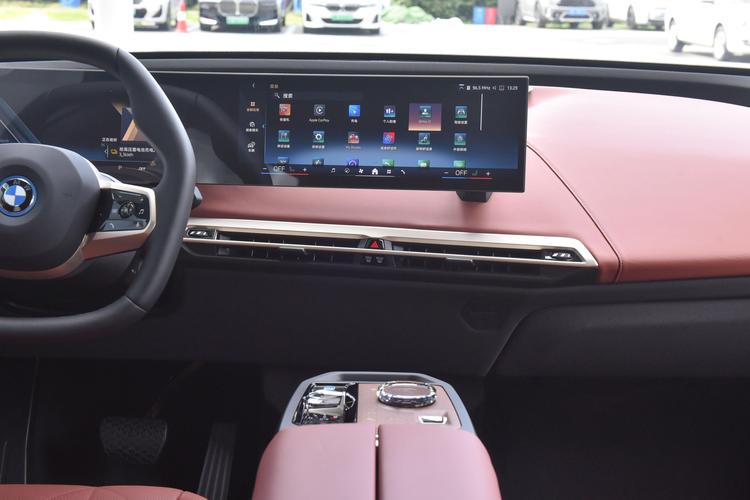 https://gcc-1307444343.cos.accelerate.myqcloud.com/gallery/8f3d2f13edea88b1f27652f56718035e.jpg