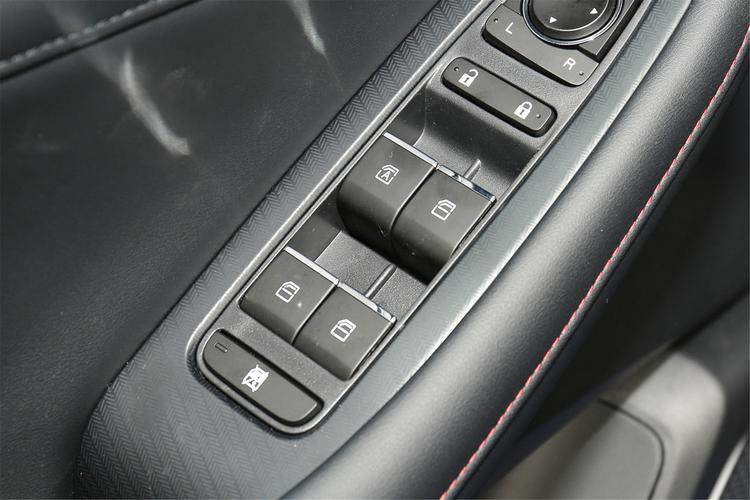 https://gcc-1307444343.cos.accelerate.myqcloud.com/gallery/91cd31bb7d3132755583fbce0156a55b.jpg