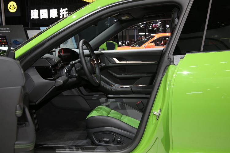 https://gcc-1307444343.cos.accelerate.myqcloud.com/gallery/9451396db68ec5022dcc51684ce529ed.jpg