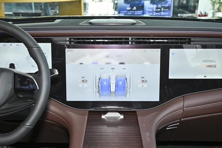 https://gcc-1307444343.cos.accelerate.myqcloud.com/gallery/9848e5461acce55ec16cced92a2f22e6.jpg