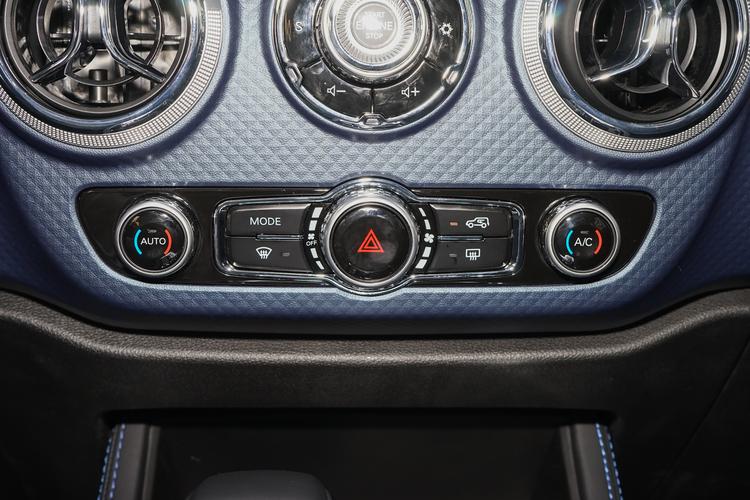 https://gcc-1307444343.cos.accelerate.myqcloud.com/gallery/98b9d45e71f9839ce474421269cbcab2.jpg