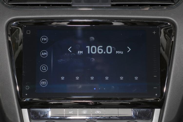 https://gcc-1307444343.cos.accelerate.myqcloud.com/gallery/98d9cd6ba5b580bd91d436c67a15e38a.jpg