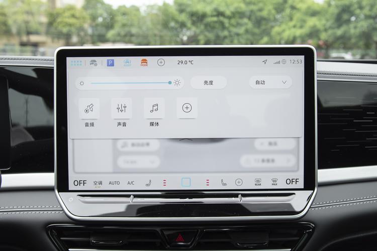 https://gcc-1307444343.cos.accelerate.myqcloud.com/gallery/9d9d379cf07d83969a1873410365b74b.jpg