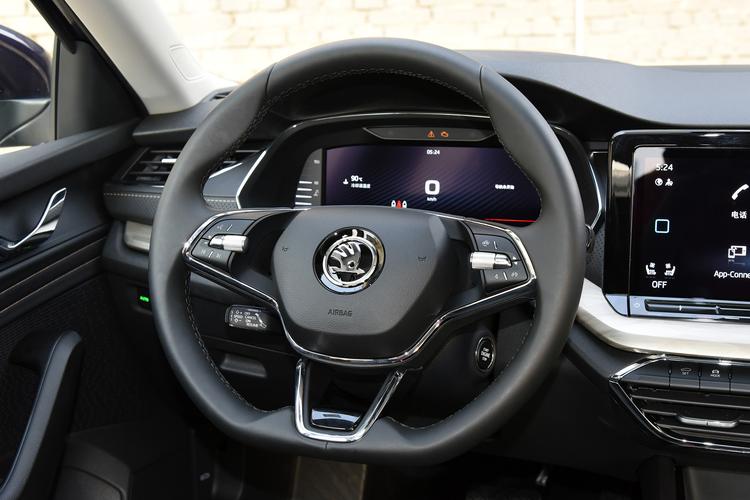 https://gcc-1307444343.cos.accelerate.myqcloud.com/gallery/9ec314286df93b67212e6b93dd52bcdd.jpg
