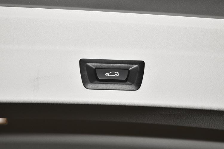 https://gcc-1307444343.cos.accelerate.myqcloud.com/gallery/9f64f274a38b31b1bac3356aaf889cd0.jpg