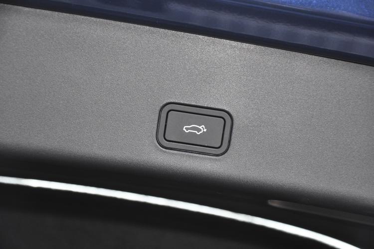 https://gcc-1307444343.cos.accelerate.myqcloud.com/gallery/9f7d2236a6497ed0a64883d9fdebc6fa.jpg
