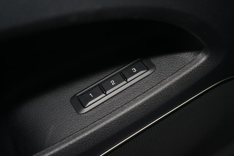 https://gcc-1307444343.cos.accelerate.myqcloud.com/gallery/a1bfabb30ad828f1de6de9872d9ab36b.jpg